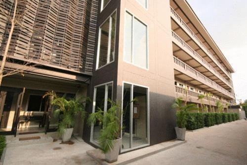 Ploen Pattaya Residence By Tolani מראה חיצוני תמונה
